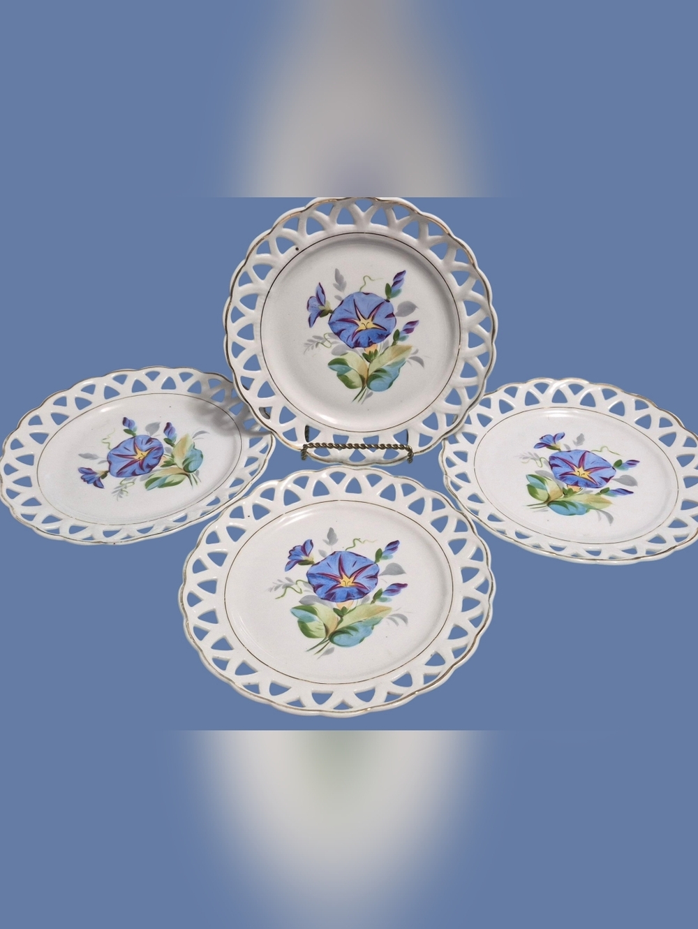 Set of 4 White Salad Plate Blue/yellow Flower Gold Reticulated Border no stamp